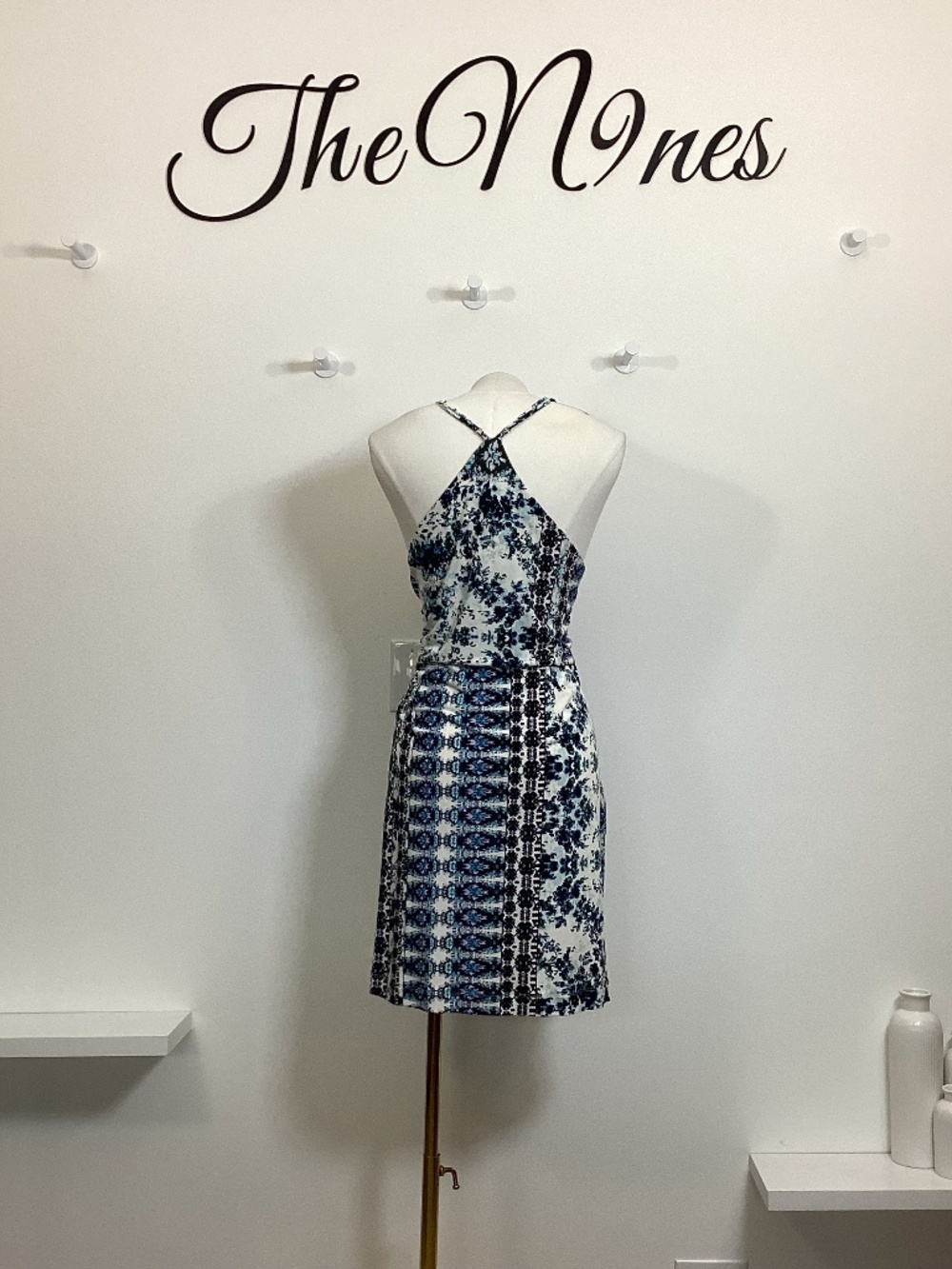 BCBG Generation Blue & White Razor Back Dress Large EUC - Picture 2 of 6